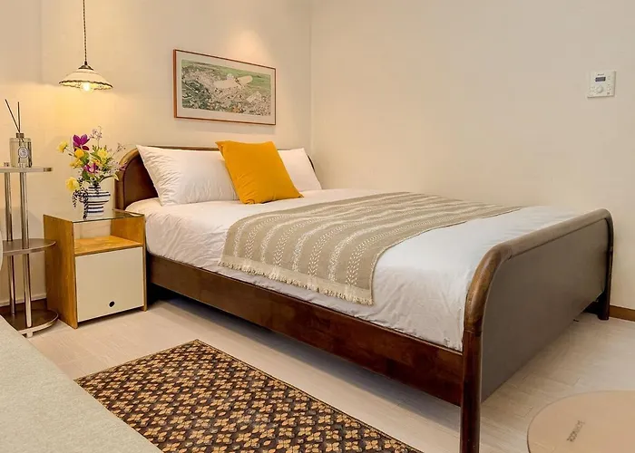 3-minute Walk From Nonhyeon Station, Gangnam, 6 People,coex, Cheongdam, Garosu-gil * ソウル特別市
