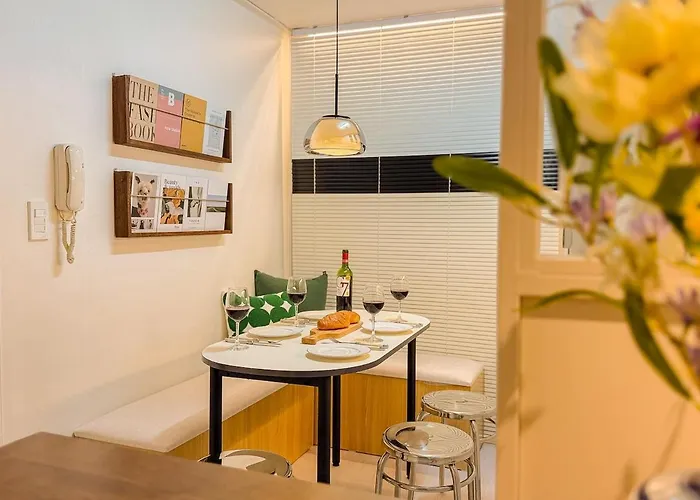 3-minute Walk From Nonhyeon Station, Gangnam, 6 People,coex, Cheongdam, Garosu-gil アパート